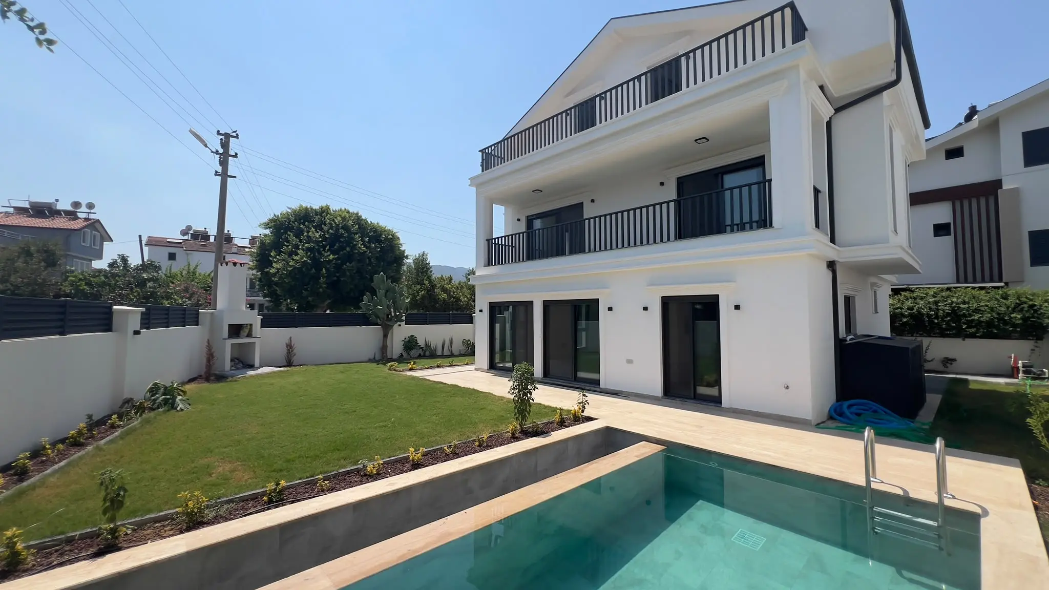 Villa in Babatasi
